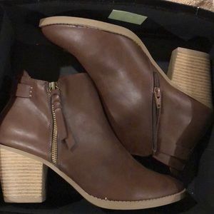 Brown ankle boots